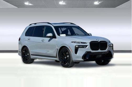 Brooklyn Grey Metallic 2027 BMW X7 xDrive40i
