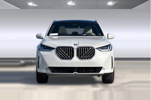 Mineral White Metallic 2026 BMW X3 30 xDrive