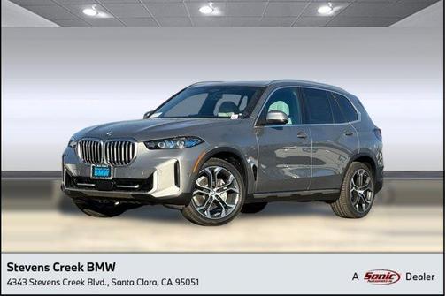 Skyscraper Grey Metallic 2026 BMW X5 xDrive40i