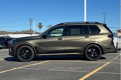 2026 BMW X7 xDrive40i