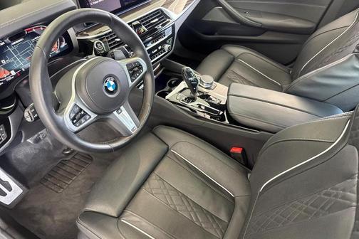Dark Graphite Metallic 2022 BMW M550 i Xdrive