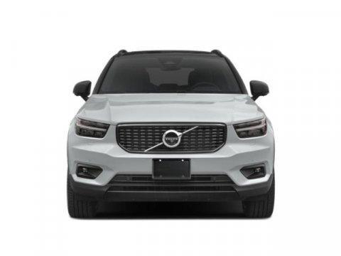 2022 Volvo XC40 T5 R-Design