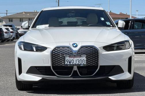 Mineral White Metallic 2025 BMW i4 Gran Coupe eDrive40