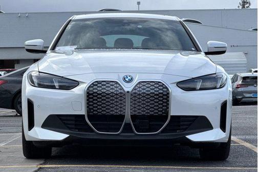 Mineral White Metallic 2025 BMW i4 Gran Coupe eDrive40