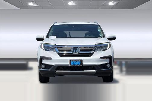 Platinum White Pearl 2022 Honda Pilot AWD Elite