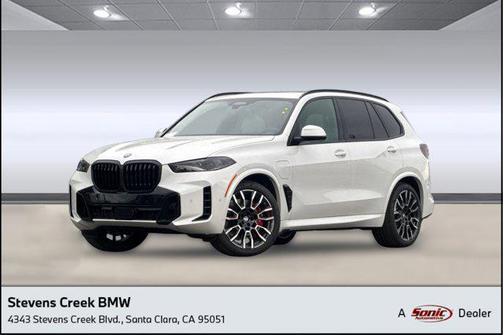 Mineral White Metallic 2026 BMW X5 PHEV xDrive50e