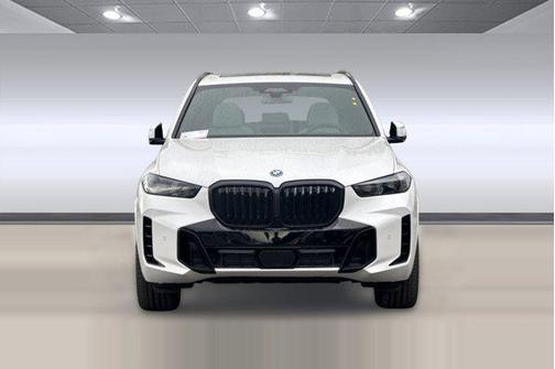 Mineral White Metallic 2026 BMW X5 PHEV xDrive50e