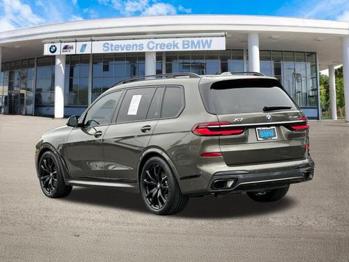 2023 BMW X7 xDrive40i