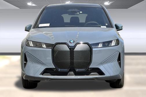 2026 BMW iX xDrive60