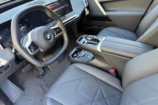 2026 BMW iX xDrive60