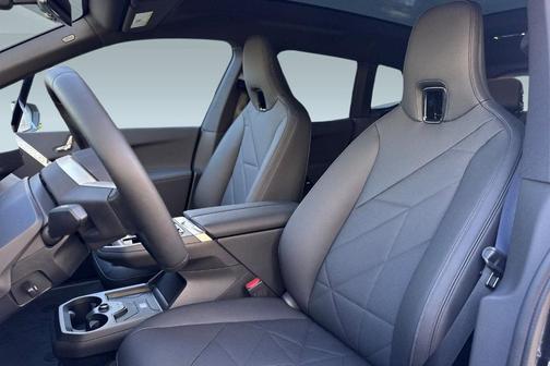 2026 BMW iX xDrive60