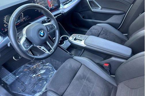 Alpine White 2023 BMW X1 xDrive28i