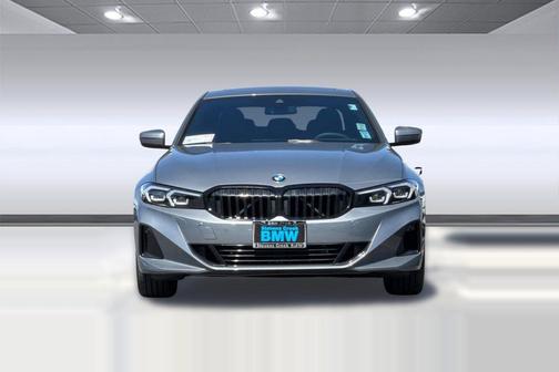Skyscraper Grey Metallic 2025 BMW 330 330i