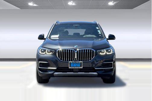 Dark Graphite Metallic 2023 BMW X5 PHEV xDrive45e