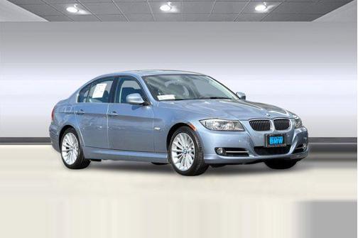 2011 BMW 335 335i