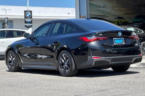Black Sapphire Metallic 2023 BMW i4 Gran Coupe eDrive35