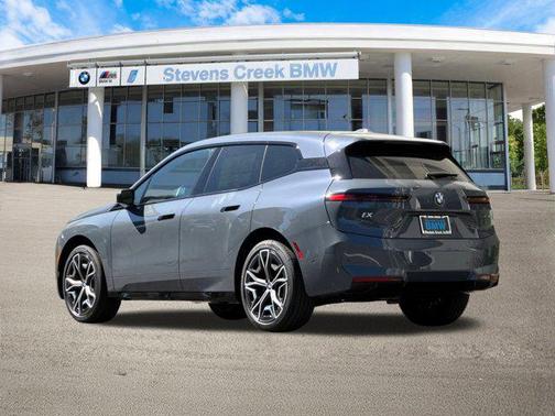 2026 BMW iX xDrive45