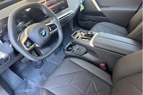 2026 BMW iX xDrive45