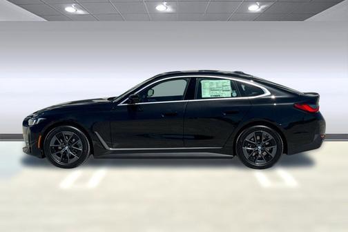 Black Sapphire Metallic 2026 BMW i4 Gran Coupe eDrive40
