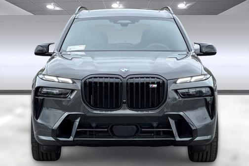 2026 BMW X7 M60i