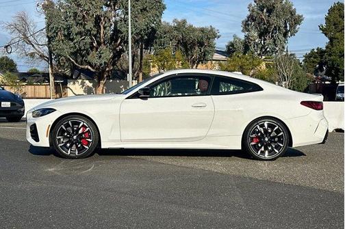 Alpine White 2026 BMW 430 i