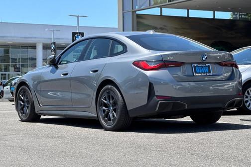 Skyscraper Grey Metallic 2023 BMW i4 Gran Coupe eDrive35