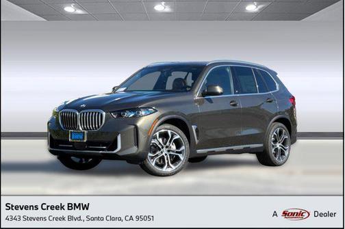 Manhattan Green Metallic 2026 BMW X5 xDrive40i