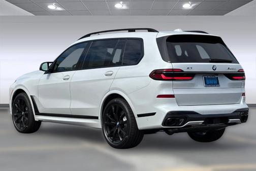 2026 BMW X7 M60i