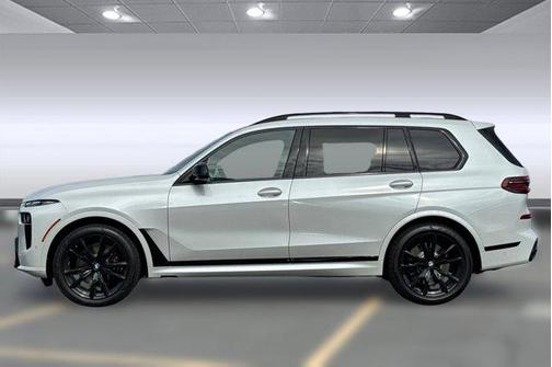 2026 BMW X7 M60i