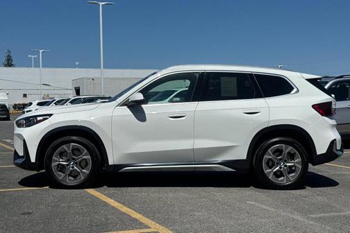 Alpine White 2025 BMW X1 xDrive28i