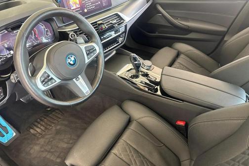 Arctic Race Blue Metallic 2023 BMW 530e Base