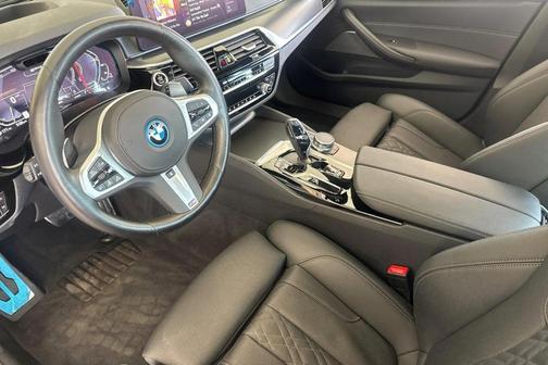 Arctic Race Blue Metallic 2023 BMW 530e Base