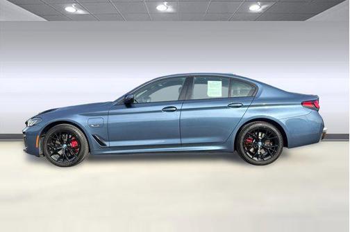 Arctic Race Blue Metallic 2023 BMW 530e Base