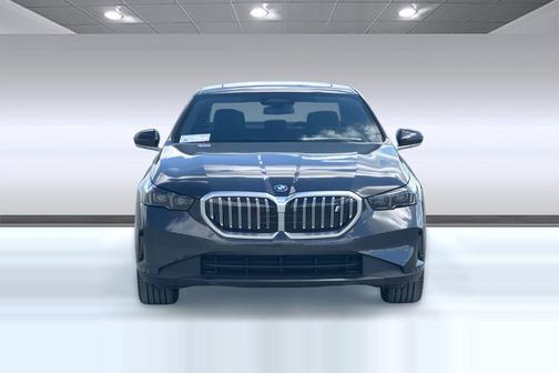 Dark Graphite Metallic 2027 BMW i5 eDrive40
