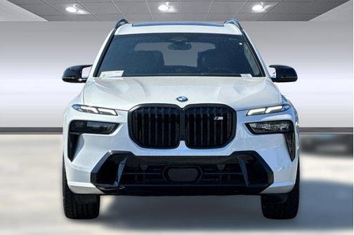 2026 BMW X7 M60i