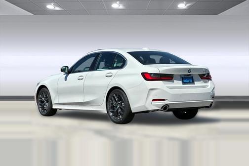 2025 BMW 330 i