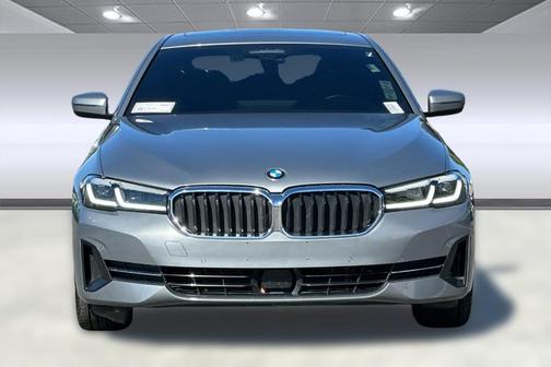2023 BMW 530 i