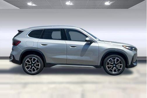 Space Silver Metallic 2025 BMW X1 xDrive28i