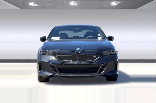 Black Sapphire Metallic 2025 BMW i5 M60