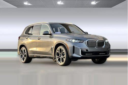 Skyscraper Grey Metallic 2026 BMW X5 xDrive40i