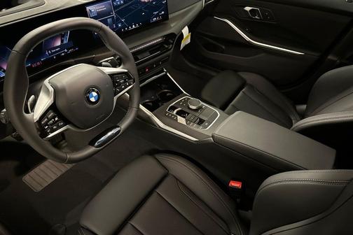 Tanzanite Blue II Metallic 2026 BMW 330 NA