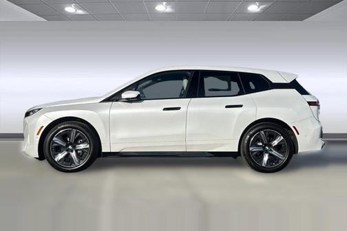 2026 BMW iX xDrive45