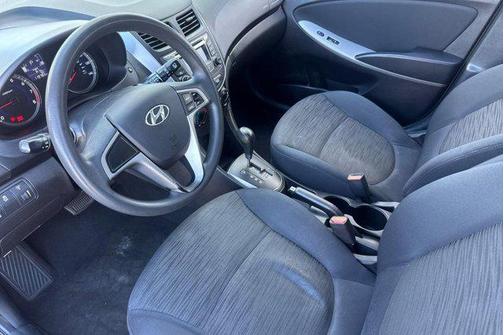 Pacific Blue Pearl 2016 Hyundai Accent SE