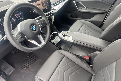 2026 BMW X2 xDrive28i