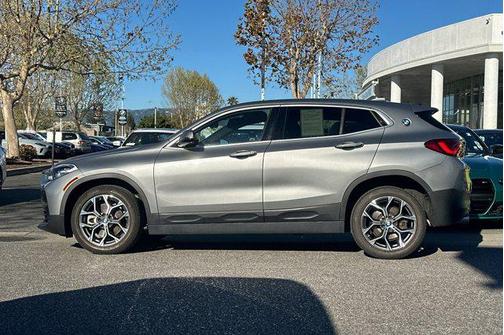 Skyscraper Grey Metallic 2023 BMW X2 sDrive28i