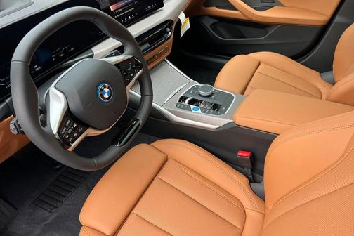 Jet Black 2025 BMW i4 Gran Coupe xDrive40
