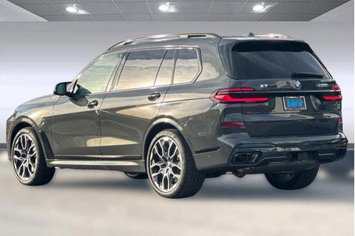 2026 BMW X7 M60i
