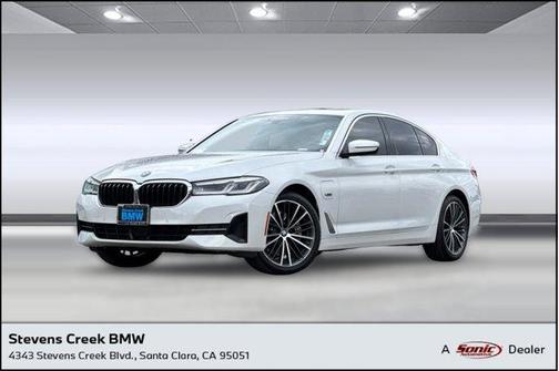 Mineral White Metallic 2023 BMW 530e Base