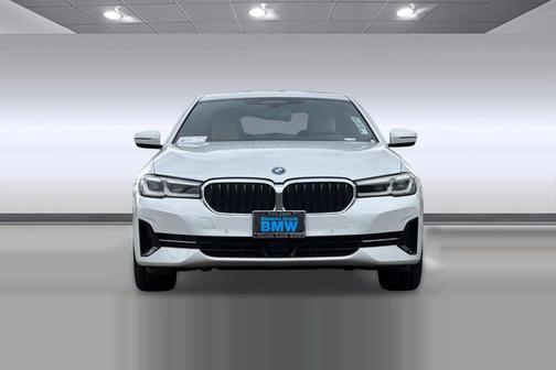 Mineral White Metallic 2023 BMW 530e Base