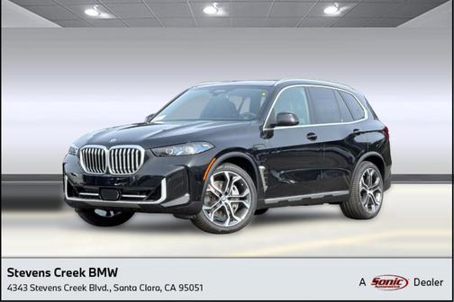 Black Sapphire Metallic 2026 BMW X5 PHEV xDrive50e